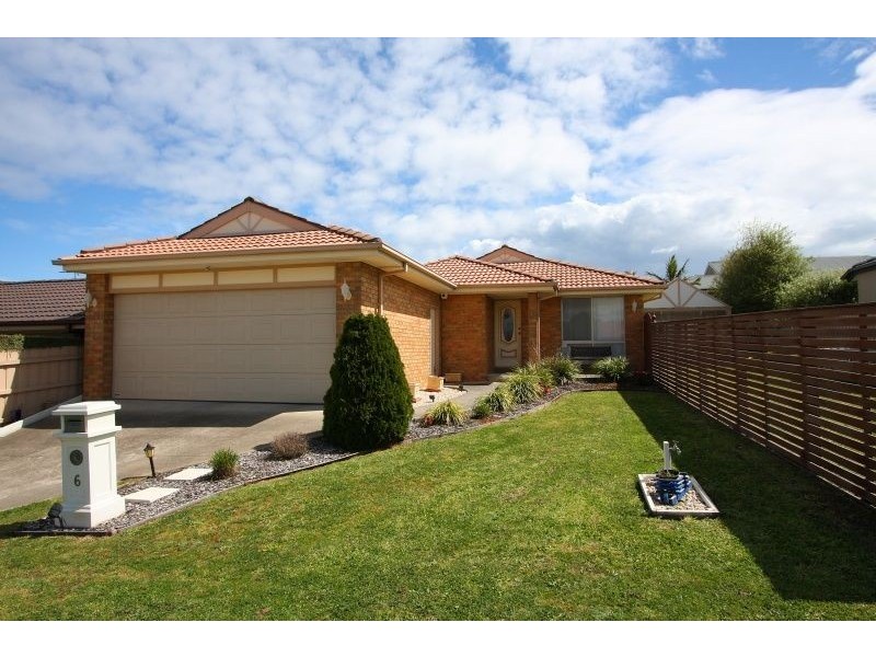 6 Bowman Drive, Mornington VIC 3931