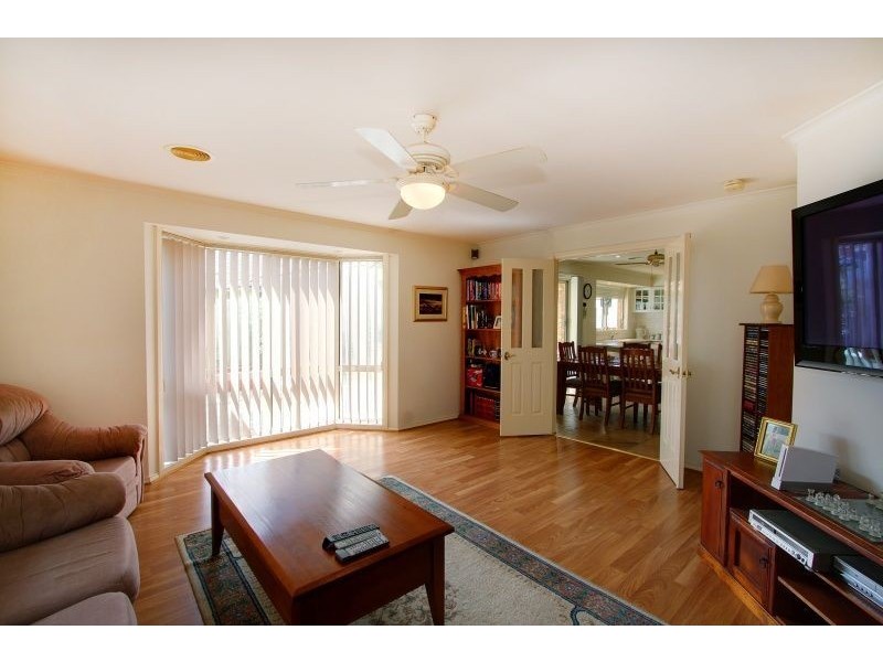 6 Bowman Drive, Mornington VIC 3931