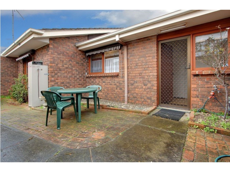 4/2B Marine Ave, Mornington VIC 3931