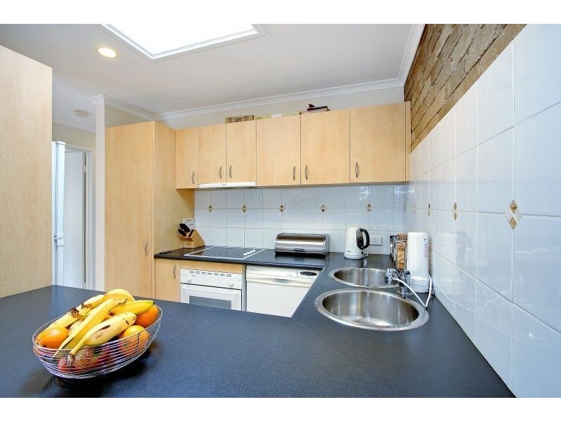 2/5 Gleneagles Avenue, Mornington VIC 3931