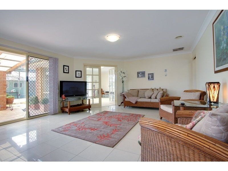 4 St Mitchell Circuit, Mornington VIC 3931