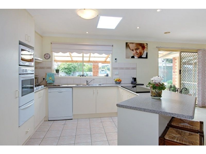 4 St Mitchell Circuit, Mornington VIC 3931