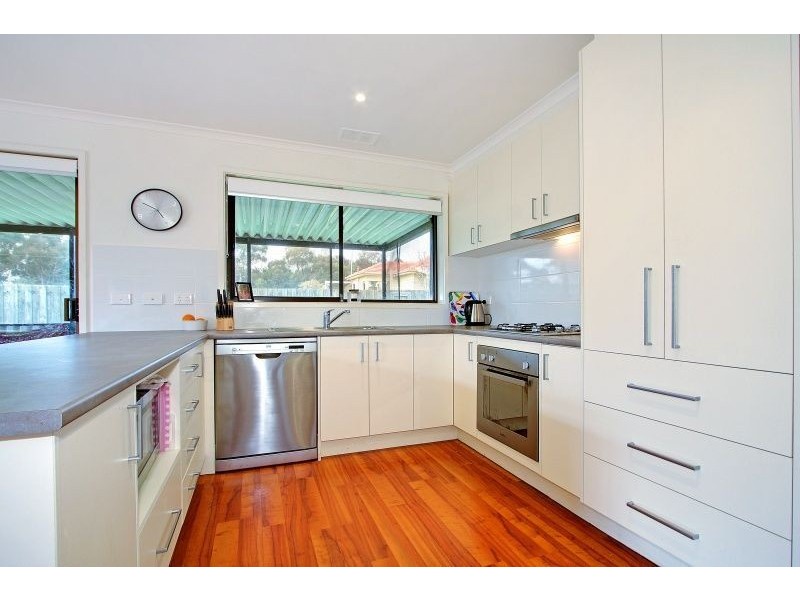 4/16 Burns Street, Frankston VIC 3199