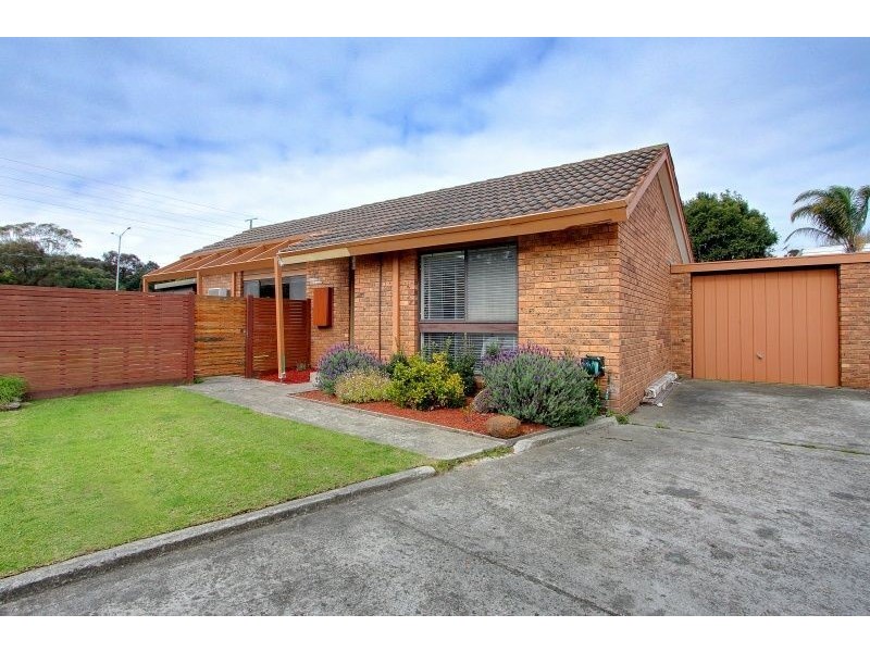 4/16 Burns Street, Frankston VIC 3199