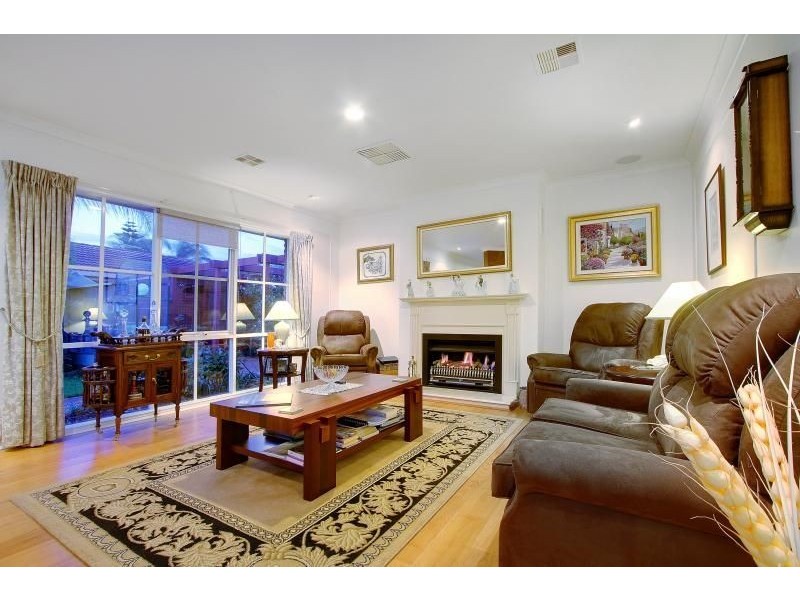 8 Boronia Court, Mount Martha VIC 3934