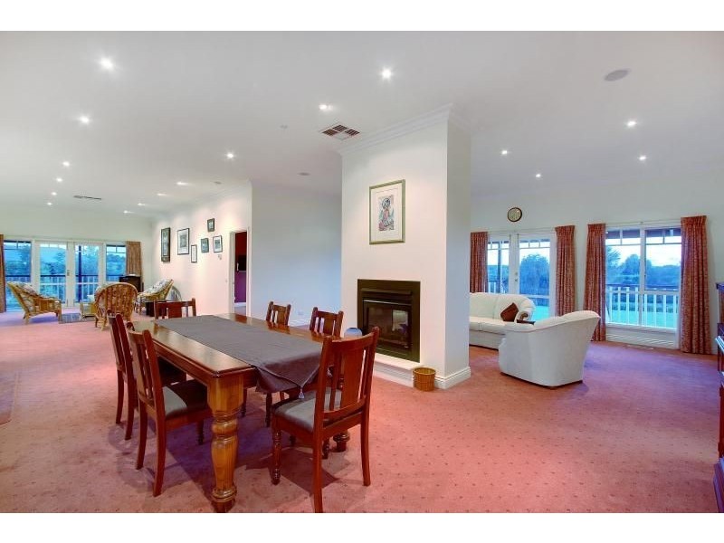 14 Benton Grange Drive, Mornington VIC 3931