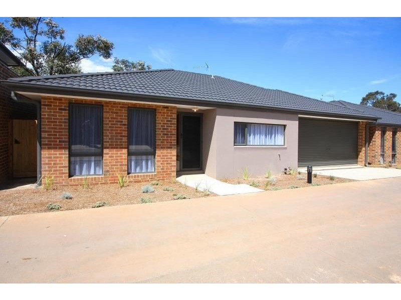 8/60 Green Island Ave, Mount Martha VIC 3934