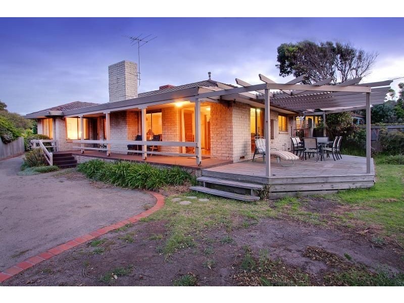 715 Esplanade, Mornington VIC 3931