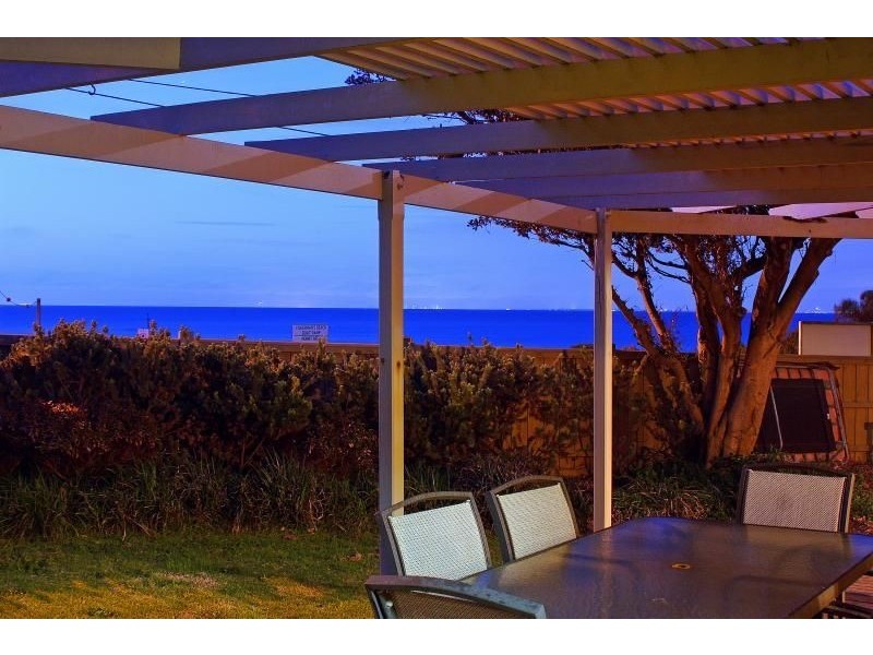 715 Esplanade, Mornington VIC 3931