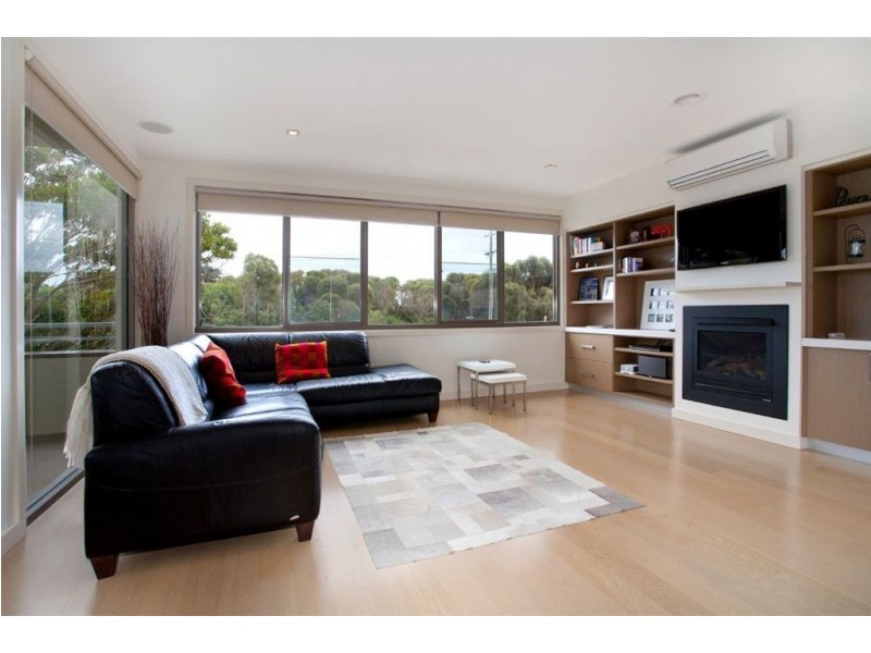 2/666 Esplanade, Mornington VIC 3931