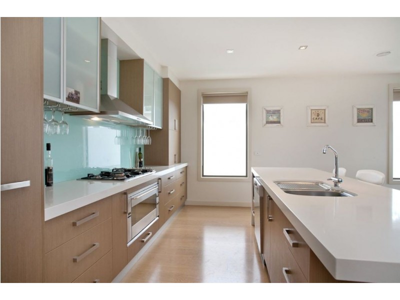 2/666 Esplanade, Mornington VIC 3931