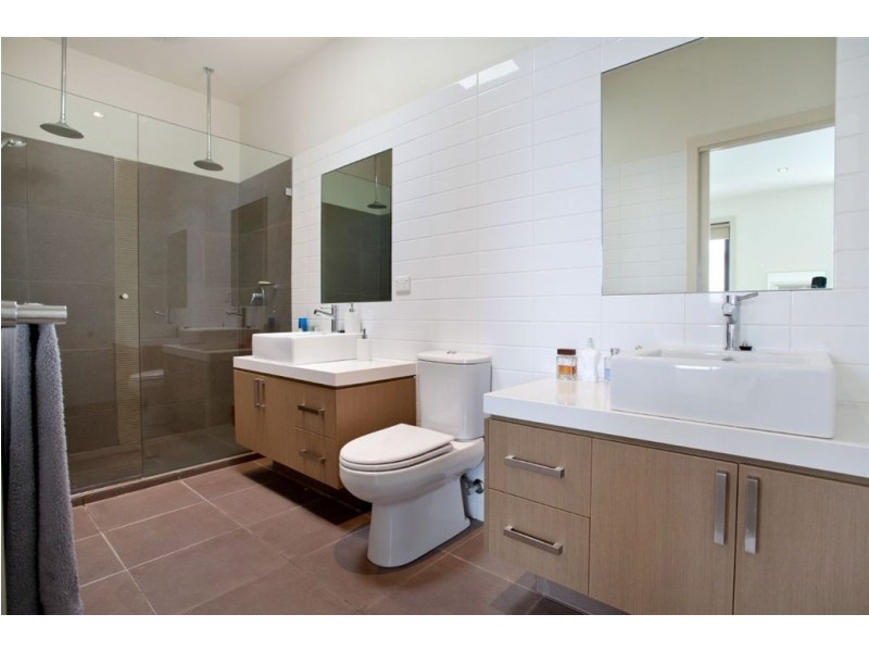 2/666 Esplanade, Mornington VIC 3931