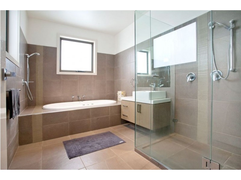 2/666 Esplanade, Mornington VIC 3931