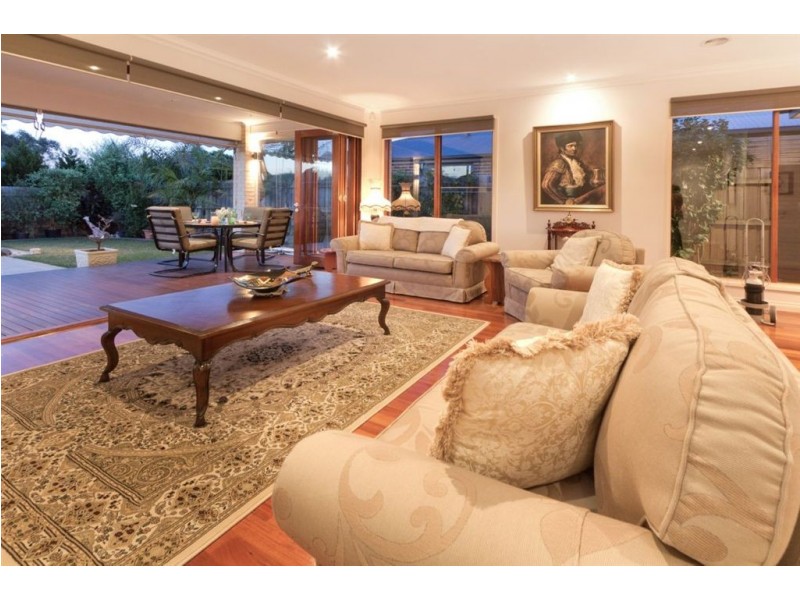 3 St Mitchell Circuit, Mornington VIC 3931