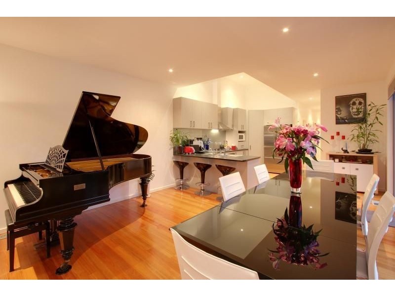 2a Morrisons Avenue, Mount Martha VIC 3934