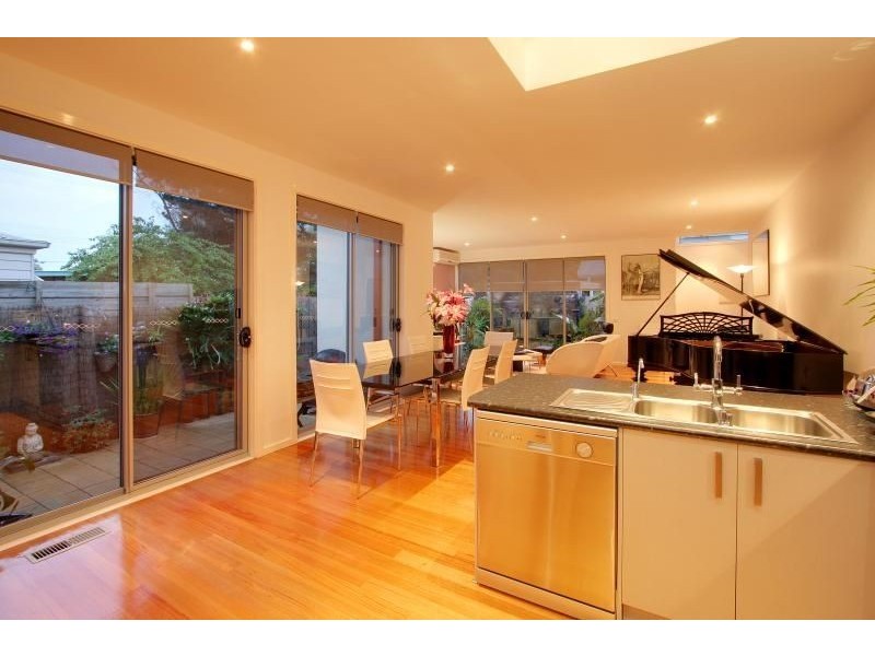 2a Morrisons Avenue, Mount Martha VIC 3934