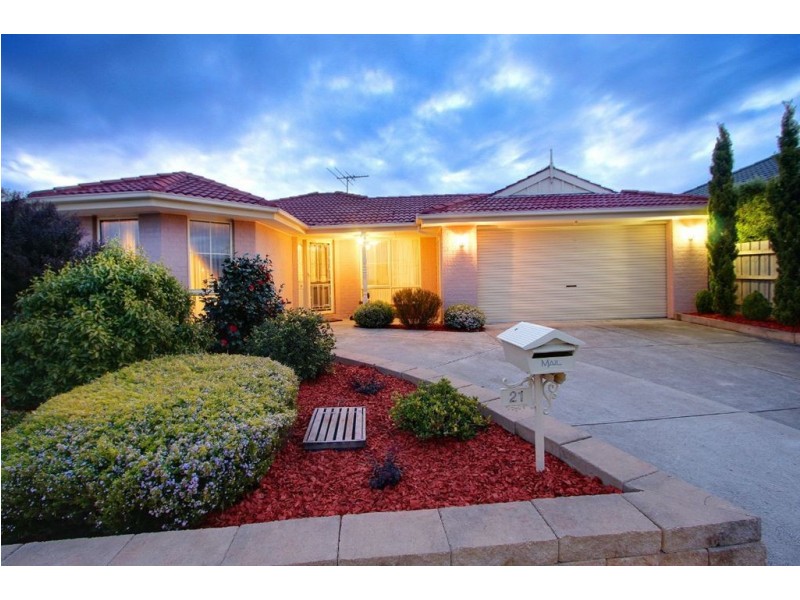 21 Wensleydale  Drive, Mornington VIC 3931