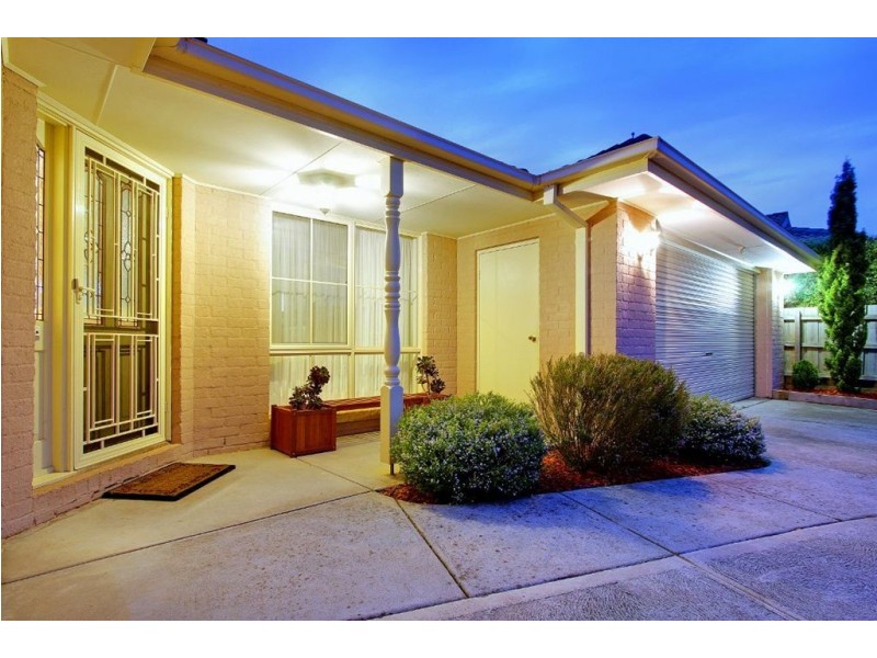 21 Wensleydale  Drive, Mornington VIC 3931