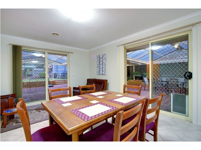 21 Wensleydale  Drive, Mornington VIC 3931