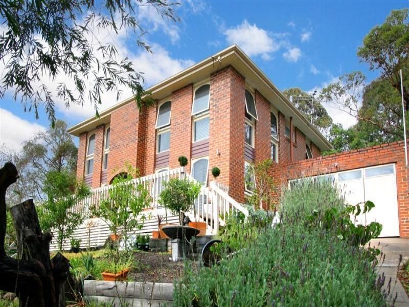 26 St Ives Grove, Mount Martha VIC 3934