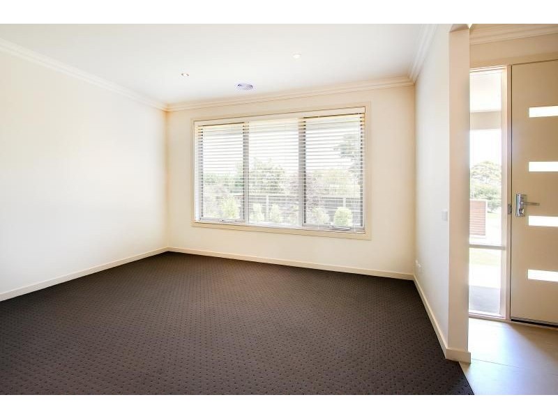 1/30 Maxwell Street, Mornington VIC 3931