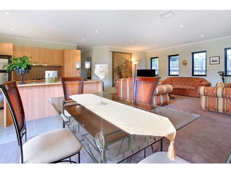 2/60 Mitchell Street, Mornington VIC 3931