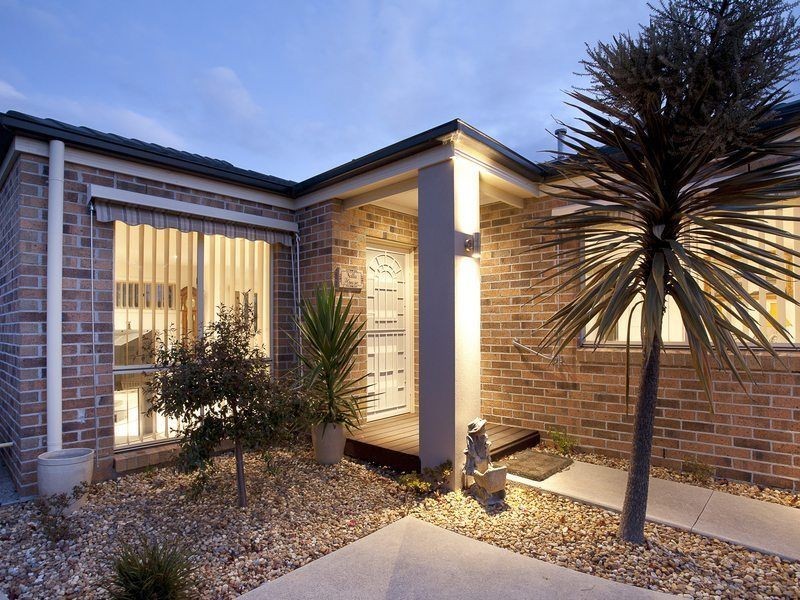 77b St Mitchell Circuit, Mornington VIC 3931