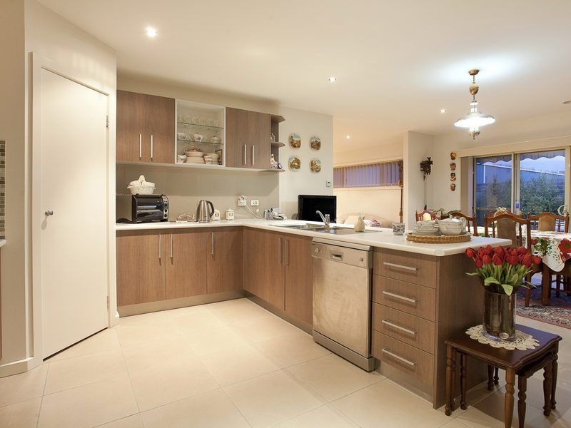 77b St Mitchell Circuit, Mornington VIC 3931