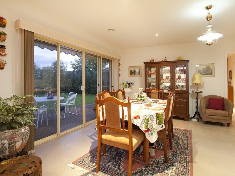 77b St Mitchell Circuit, Mornington VIC 3931