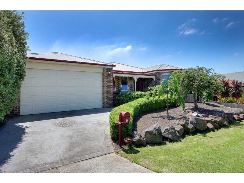 16 Netherclift Court, Mornington VIC 3931