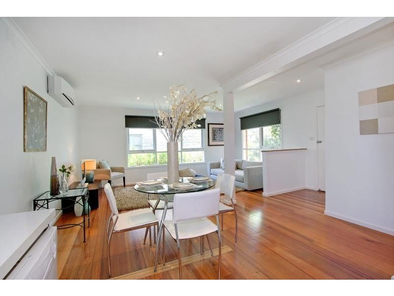 2/24 Bath Street, Mornington VIC 3931