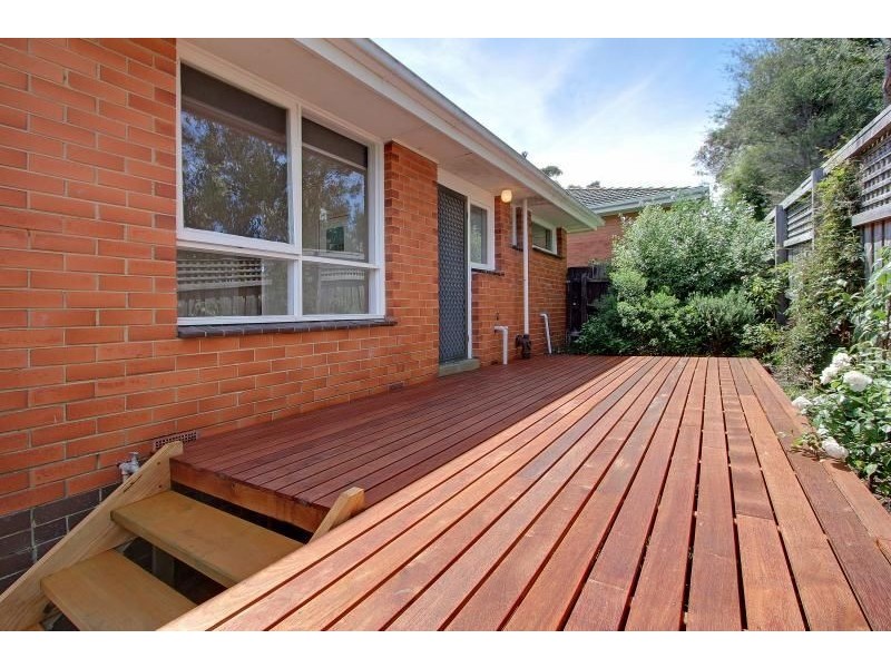 2/24 Bath Street, Mornington VIC 3931