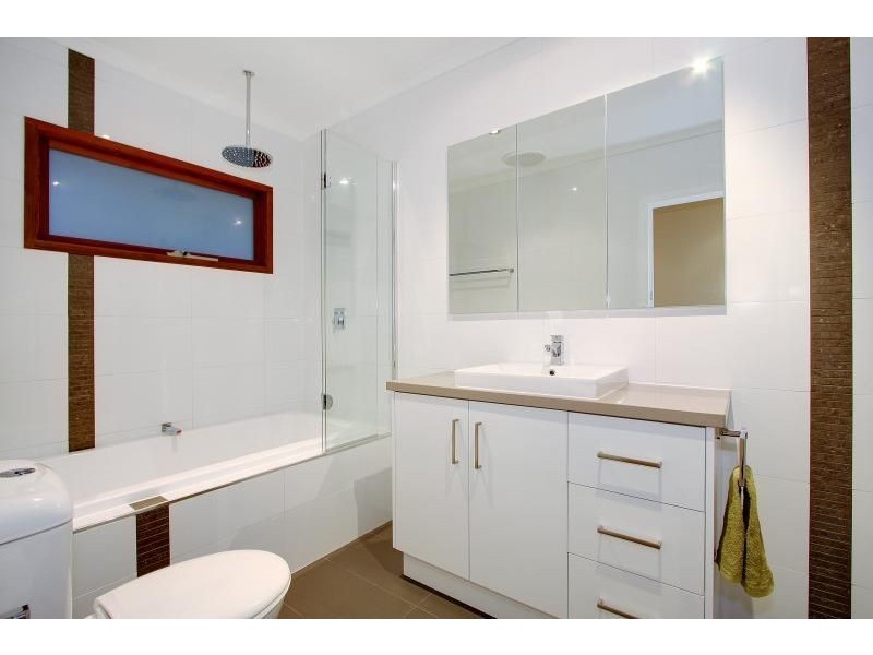 10 Iluka Pl, Mornington VIC 3931