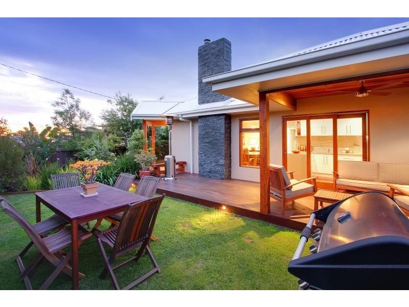 10 Iluka Pl, Mornington VIC 3931