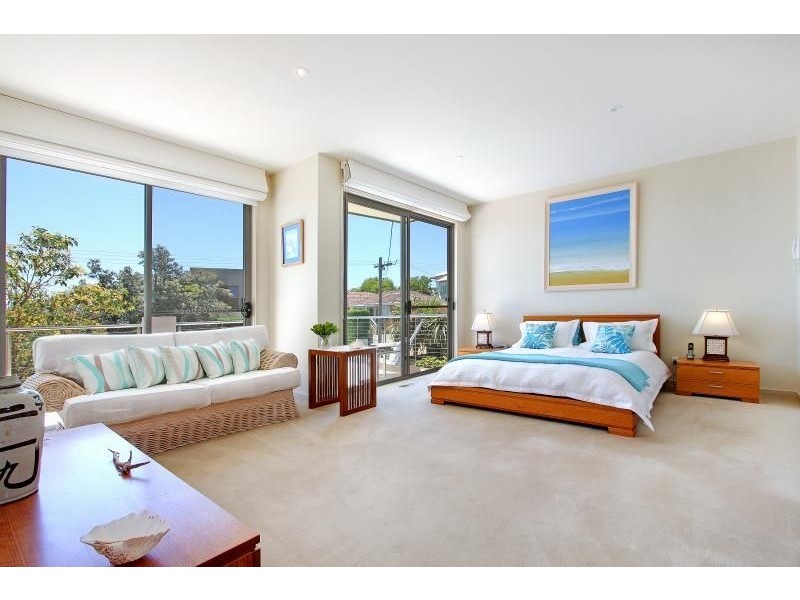 2 Northcote Terrace, Mornington VIC 3931