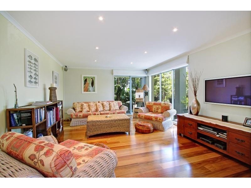 2 Northcote Terrace, Mornington VIC 3931