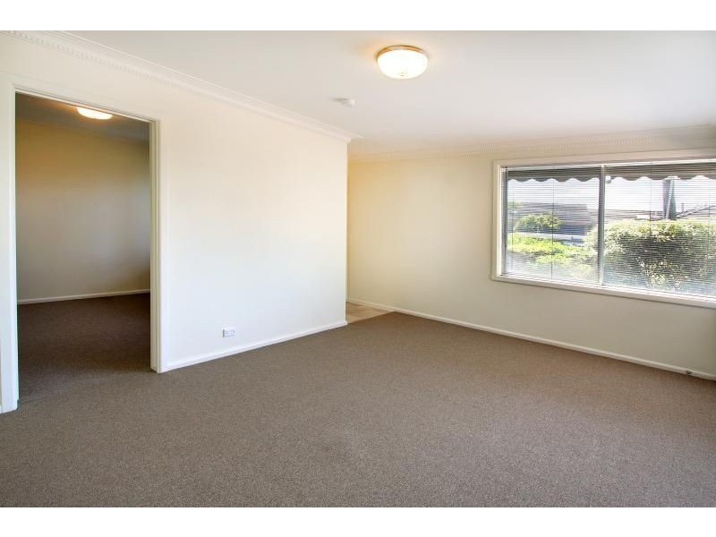 2/32 Tanti Ave, Mornington VIC 3931