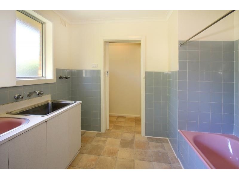 2/32 Tanti Ave, Mornington VIC 3931