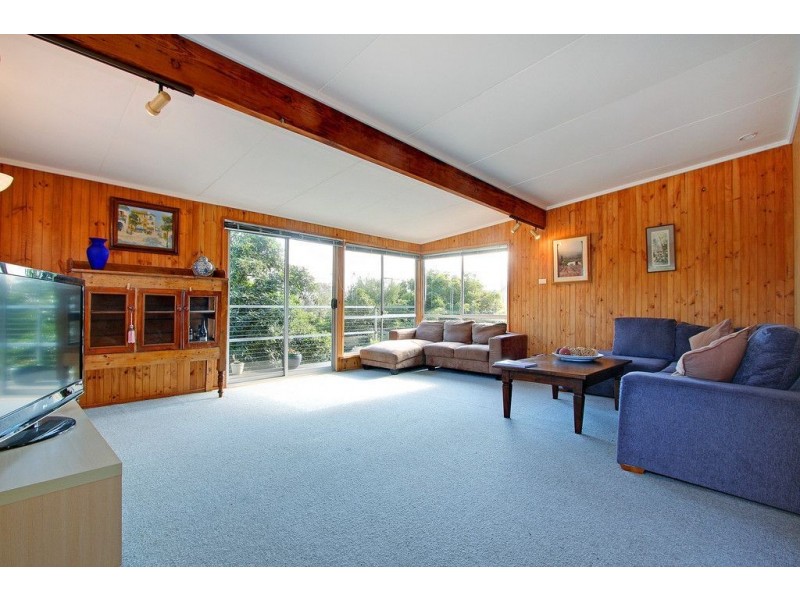 2 Morrisons Avenue, Mount Martha VIC 3934