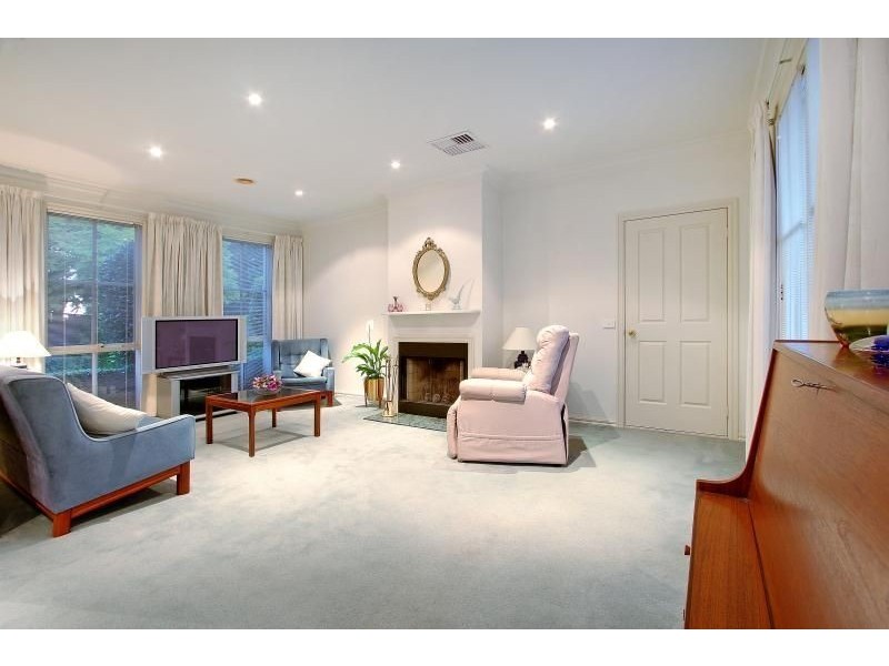 2/8 Balcombe Street, Mornington VIC 3931