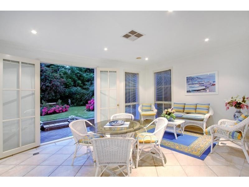 2/8 Balcombe Street, Mornington VIC 3931