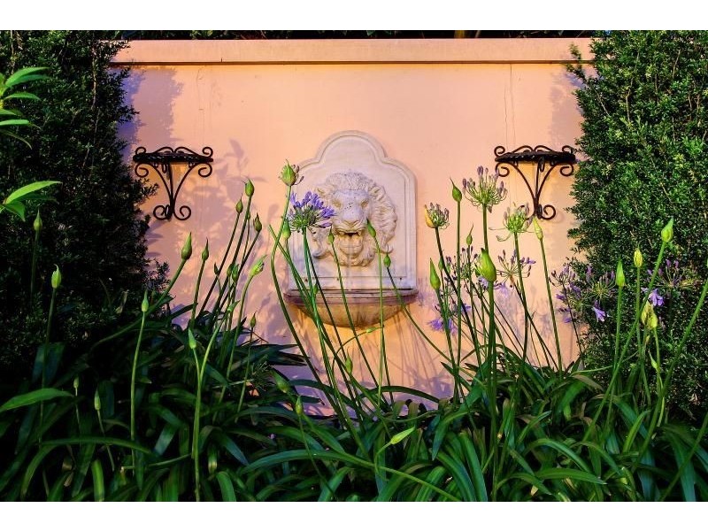 2/8 Balcombe Street, Mornington VIC 3931