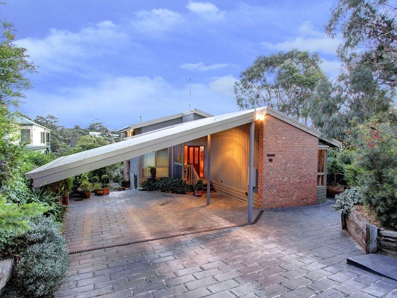 18 Fairbairn Avenue, Mount Martha VIC 3934