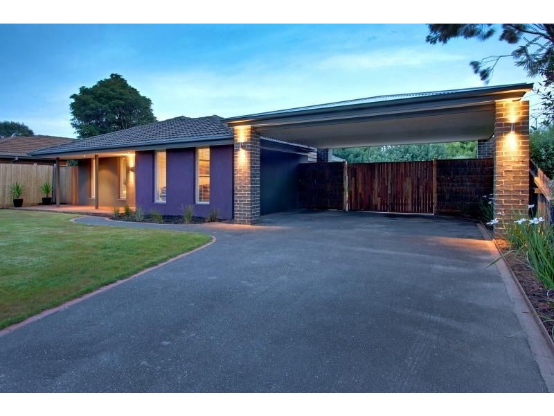 18 Hakea Drive, Mount Martha VIC 3934