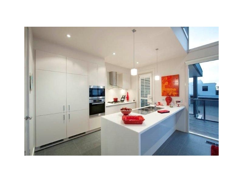 10 Mills Beach Close, Mornington VIC 3931