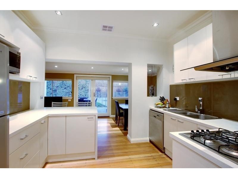 15 Alexander Avenue, Mornington VIC 3931