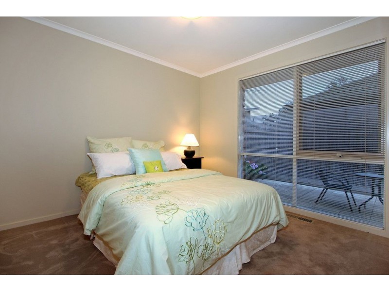 17 Separation Street, Mornington VIC 3931