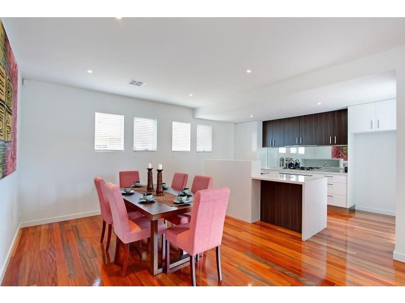 1/75 Herbert Street, Mornington VIC 3931