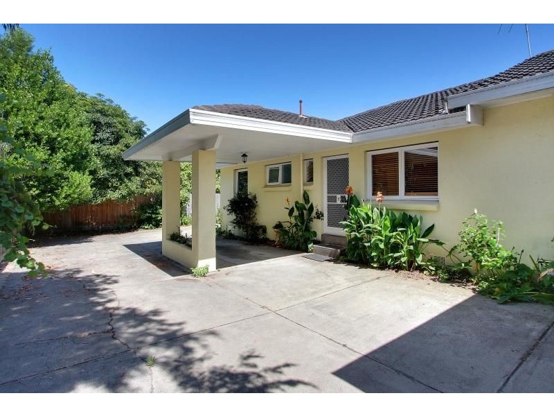 5/2 Beach Grove, Mornington VIC 3931