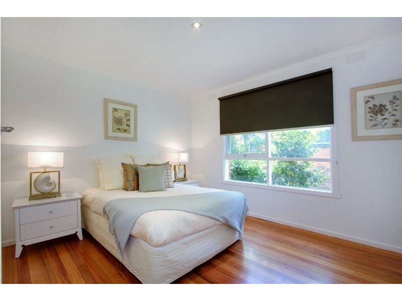2/24 Bath Street, Mornington VIC 3931